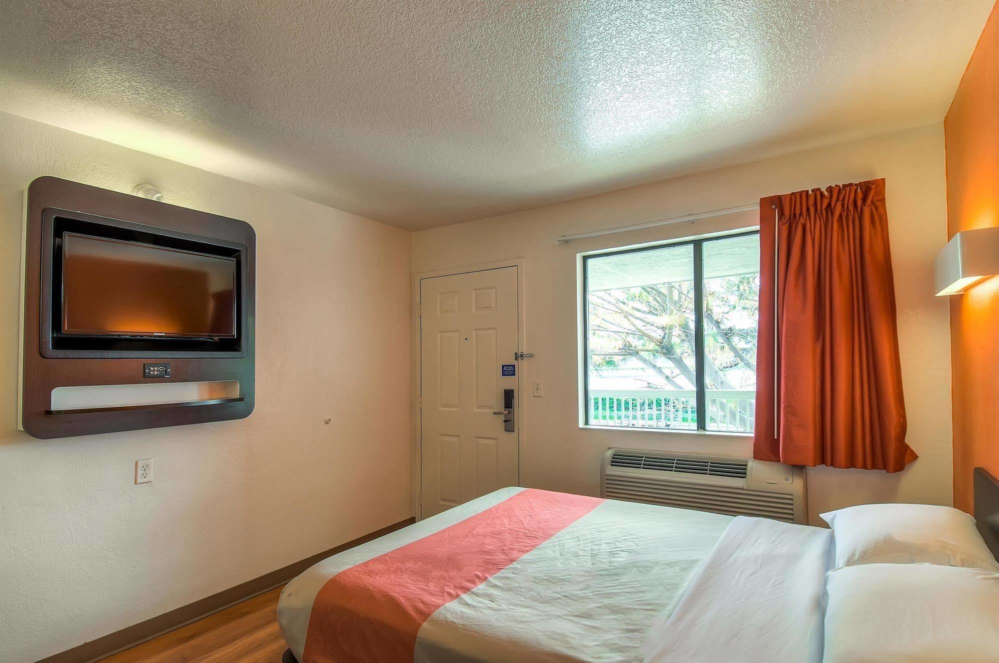 Motel 6-Arcadia, Ca - Los Angeles - Pasadena Area Экстерьер фото